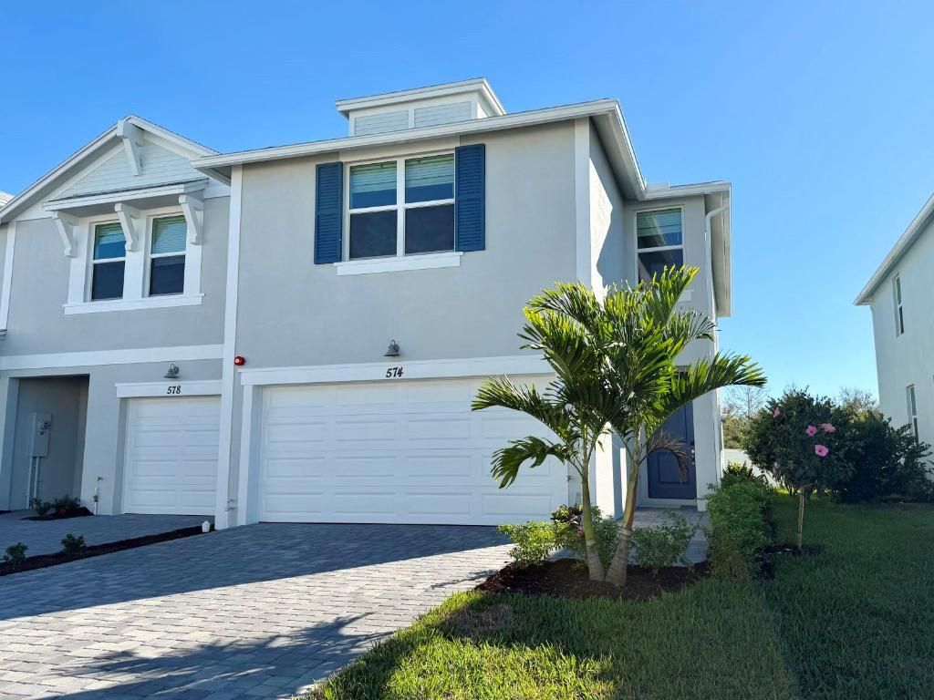 Photo of 574 Salisbury Circle, Fort Pierce, FL 34982 (MLS # R11154308)