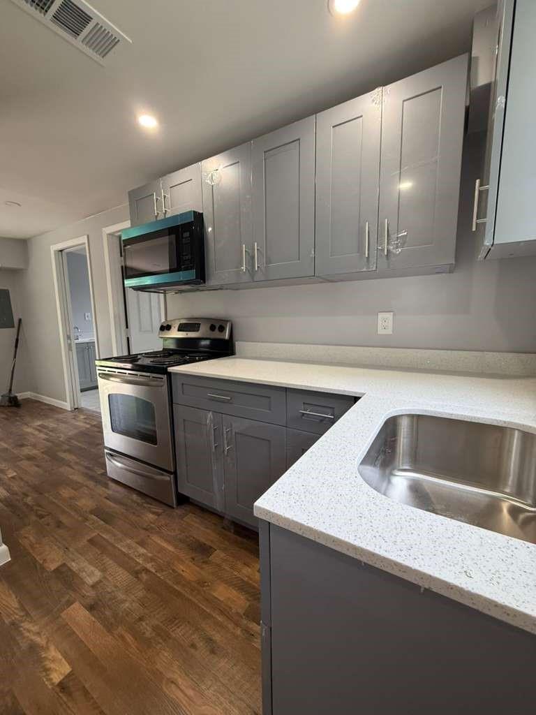 Davie First Add 6-39 B - Residential Lease