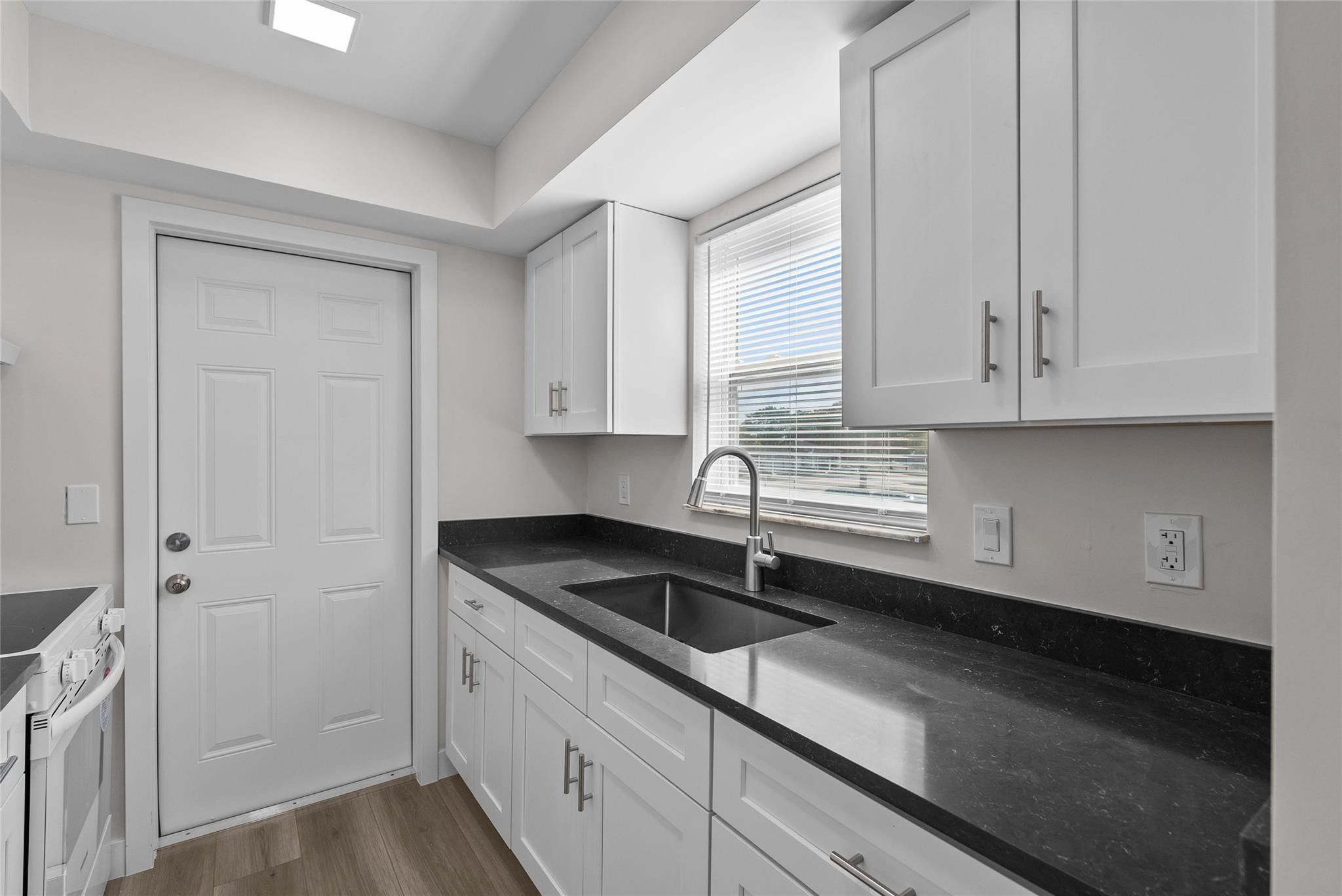 1150 E Sample Road 202