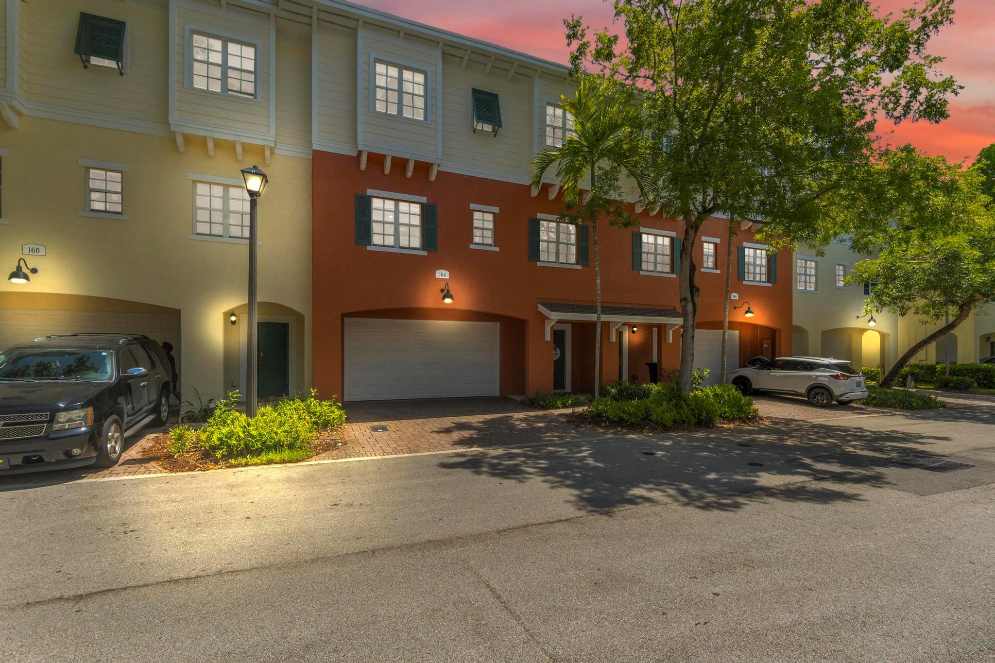 164 SW 6th Ct