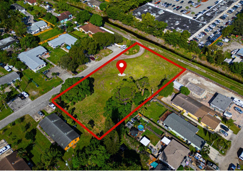 Photo of 4160 42ND Avenue S, Lake Worth, FL 33461 (MLS # B26078789)