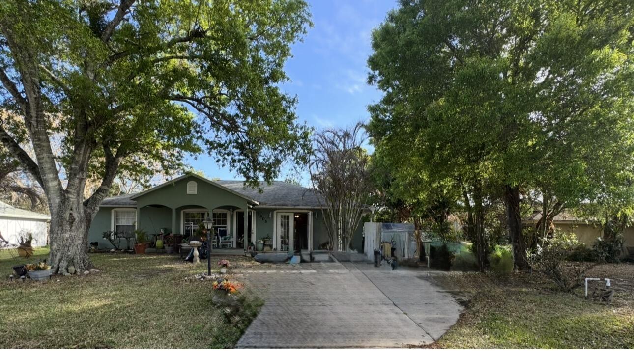 LAKEWOOD PARK UNIT 7 - Residential