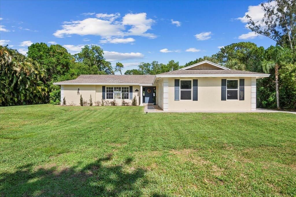 Photo of 17858 Bridle Lane, Jupiter, FL 33478 (MLS # R10883081)