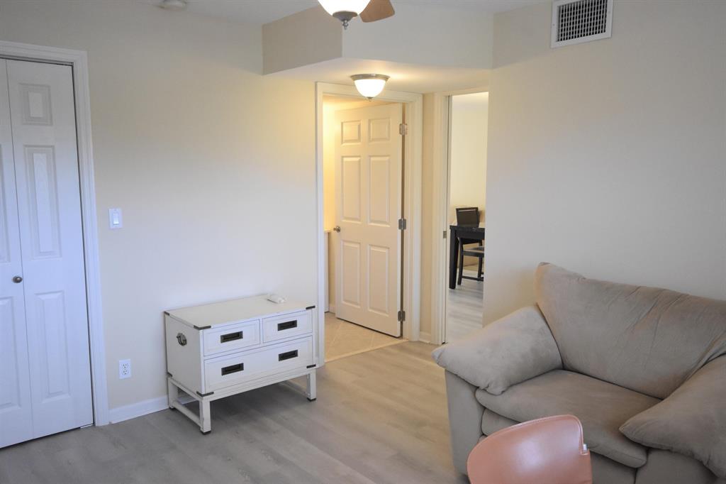 NATURA 2 CONDO - Residential