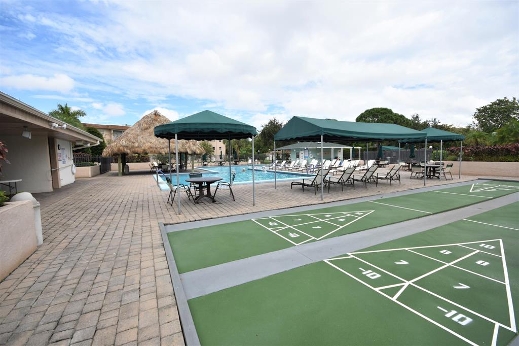 NATURA 2 CONDO - Residential