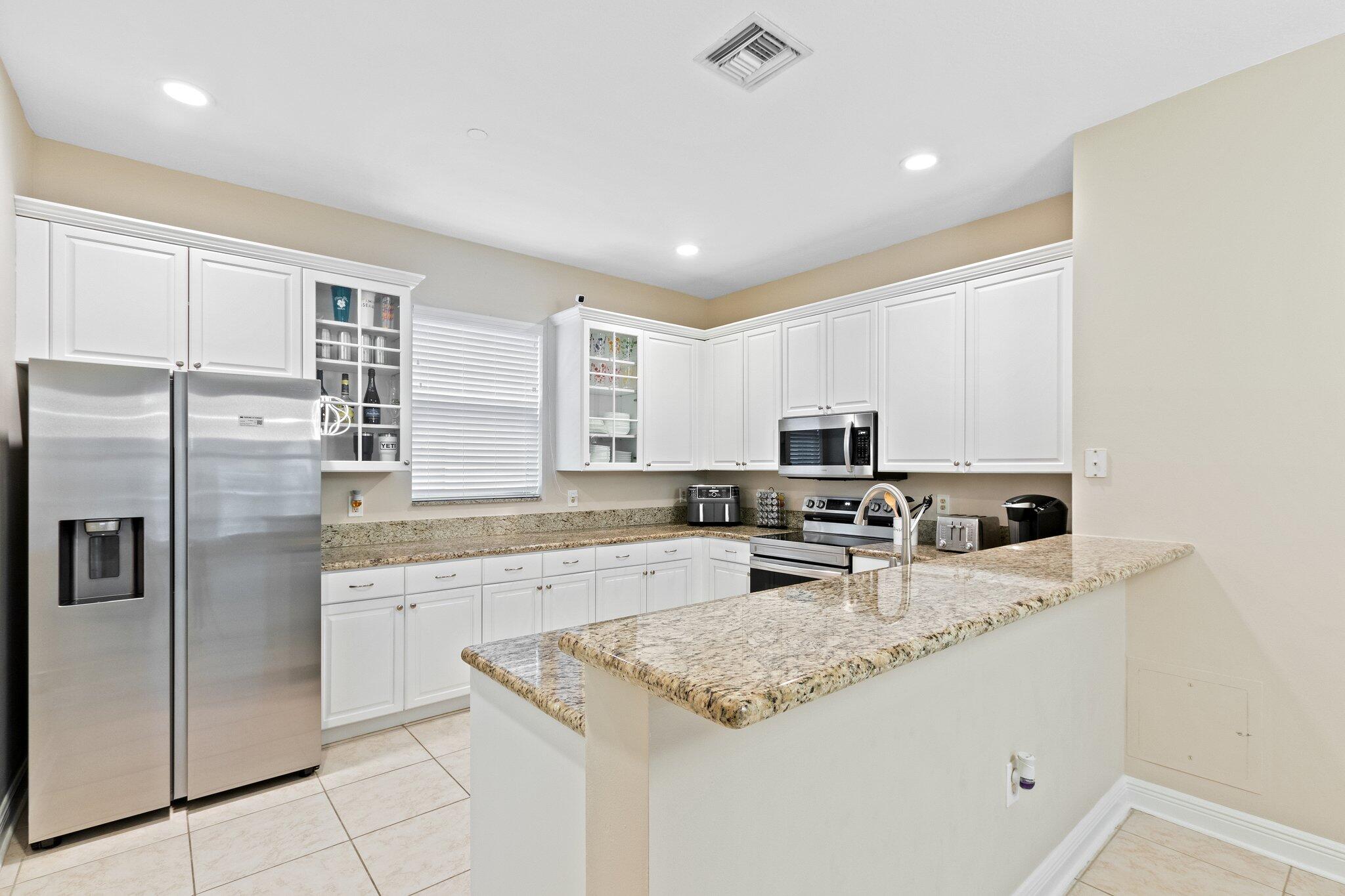 VILLA MEDICI CONDO - Residential