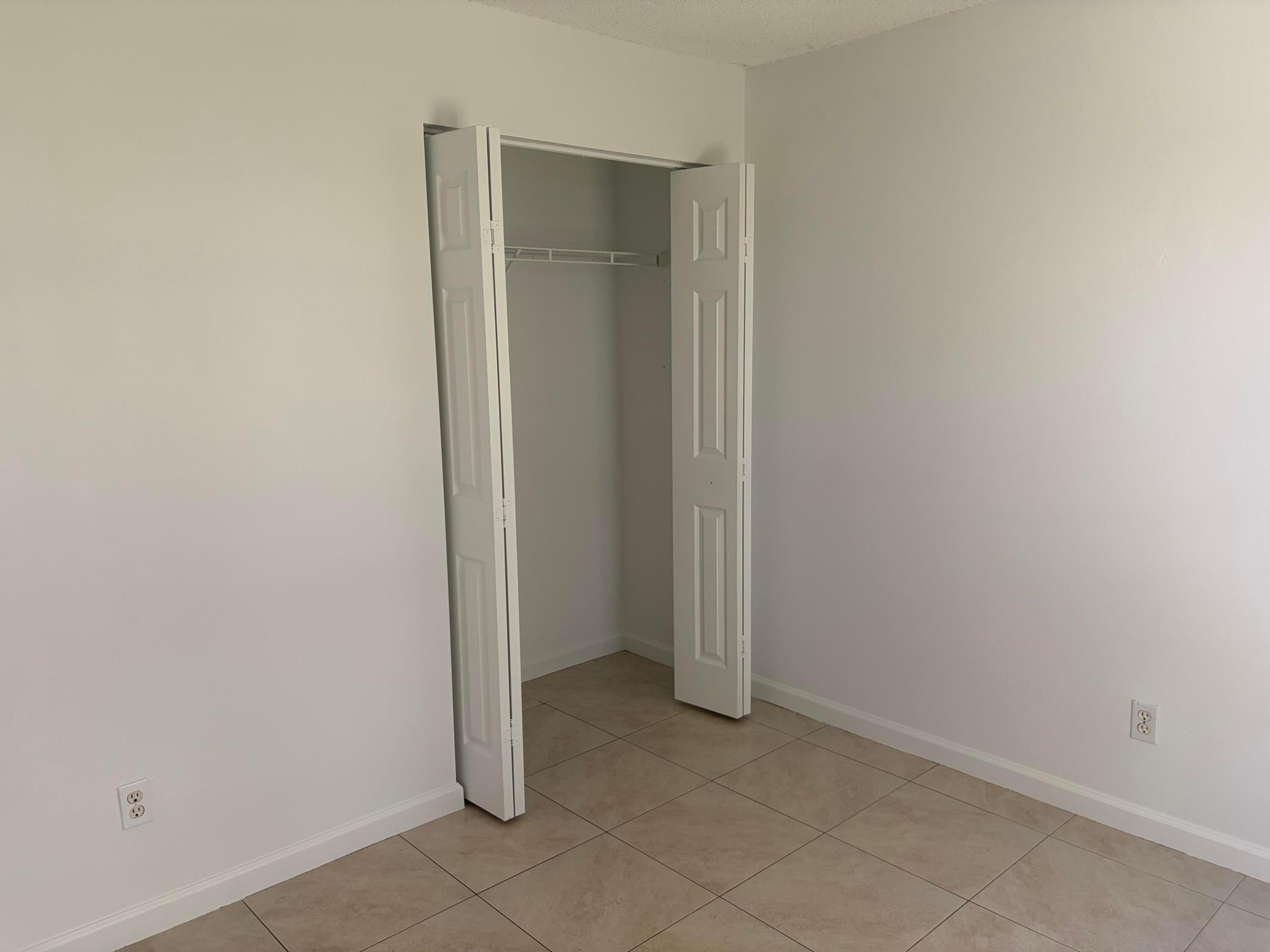 PORT ST LUCIE SECTION 7 - Residential