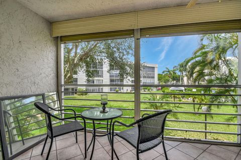 A home in Lake Worth