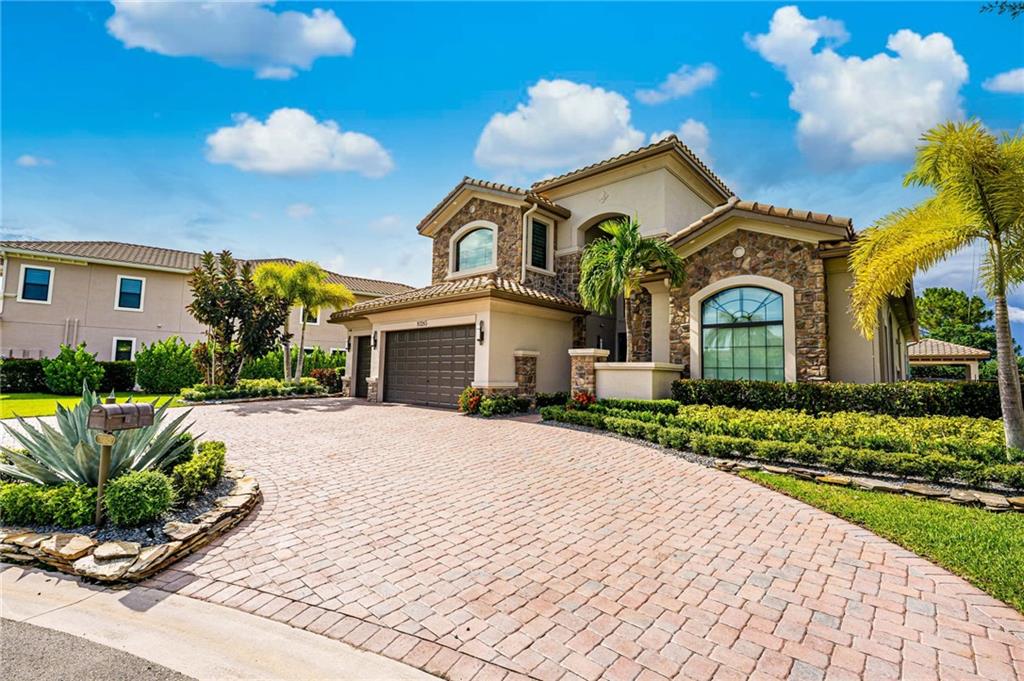 PARKLAND GOLF & COUNTRY C - Residential