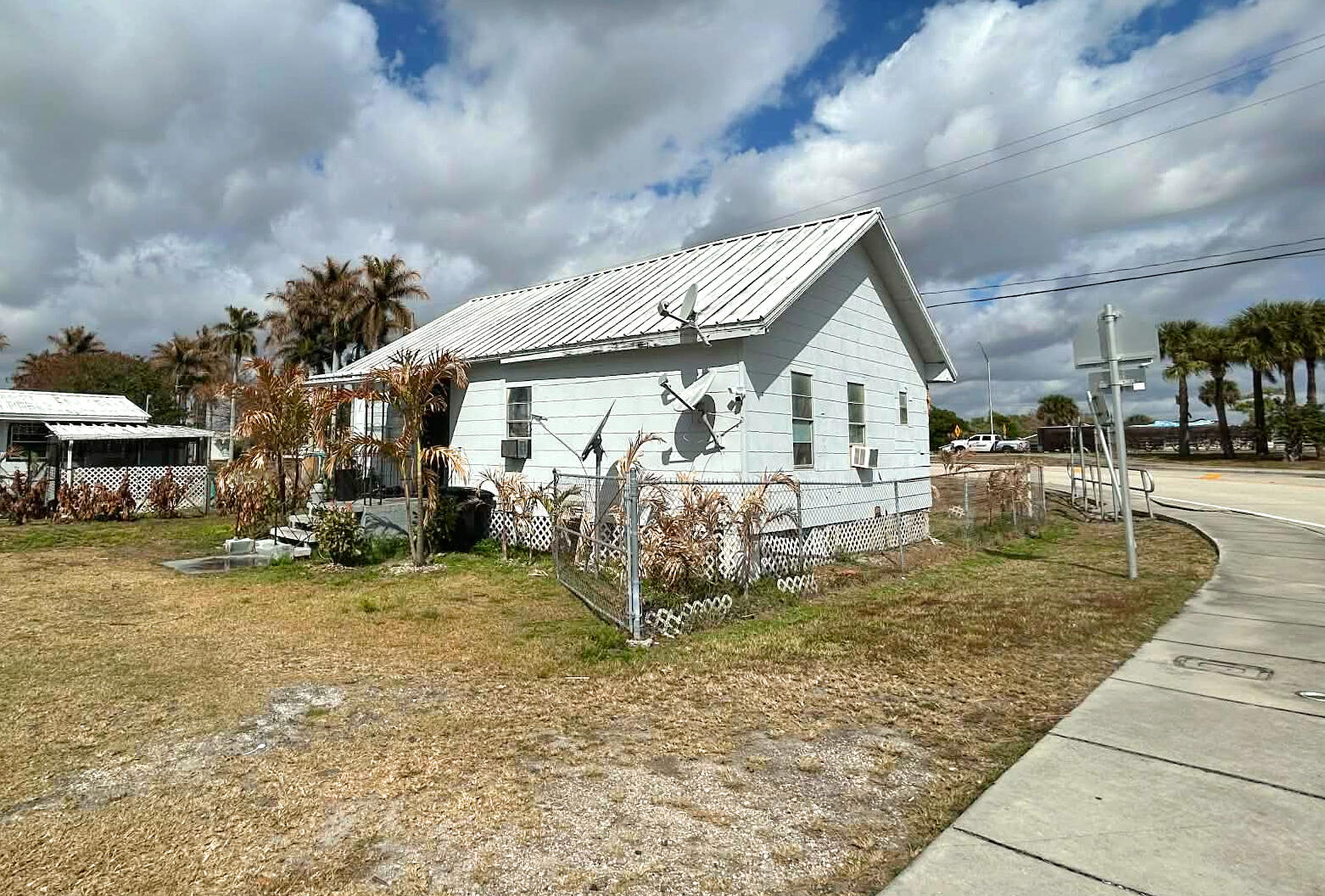 MOORE HAVEN - Residential Lease