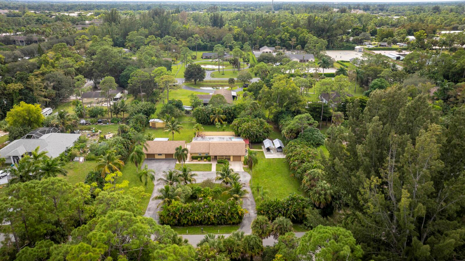 LOXAHATCHEE GROVES IN - Residential Lease