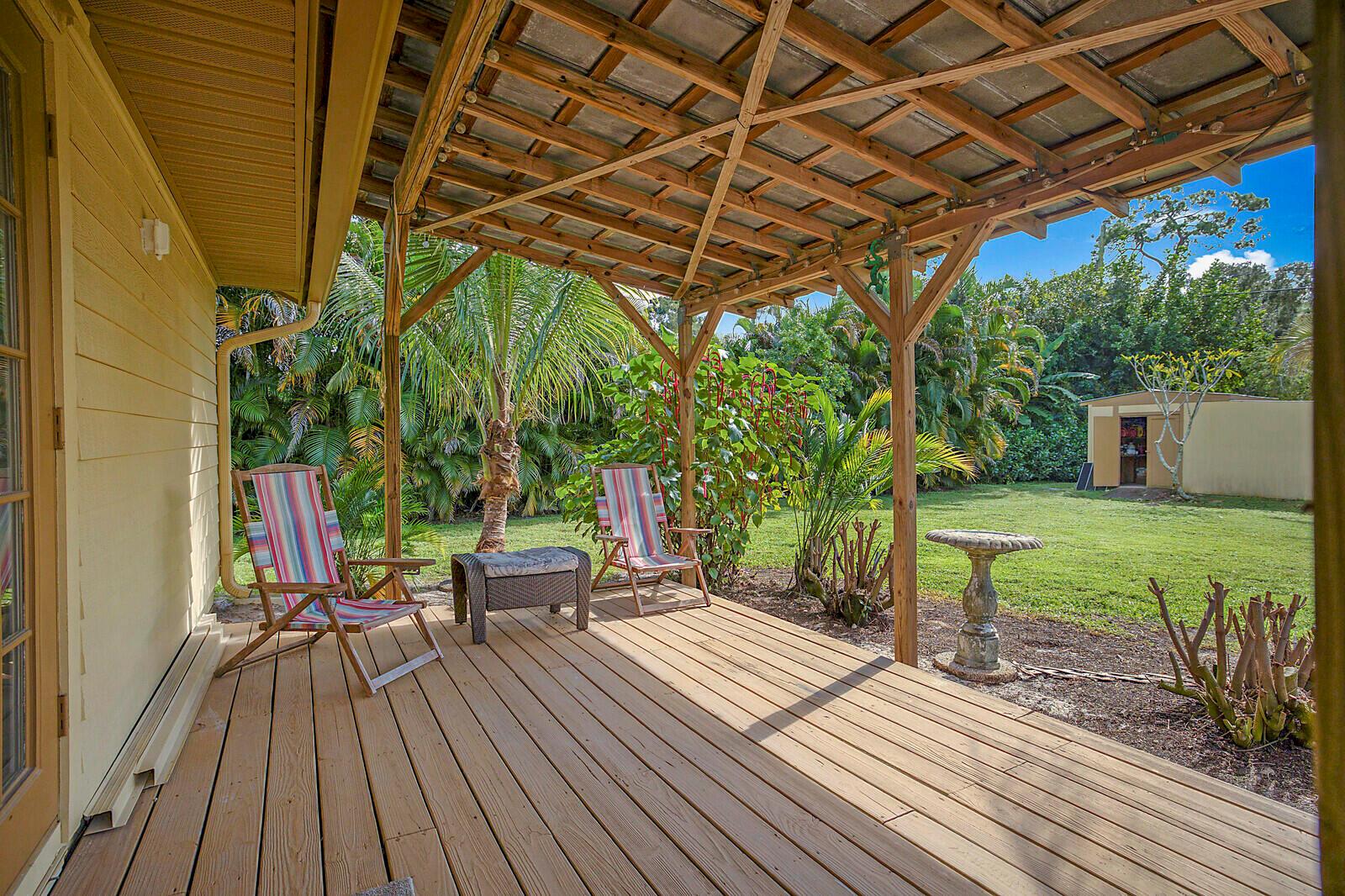 LOXAHATCHEE GROVES IN - Residential Lease