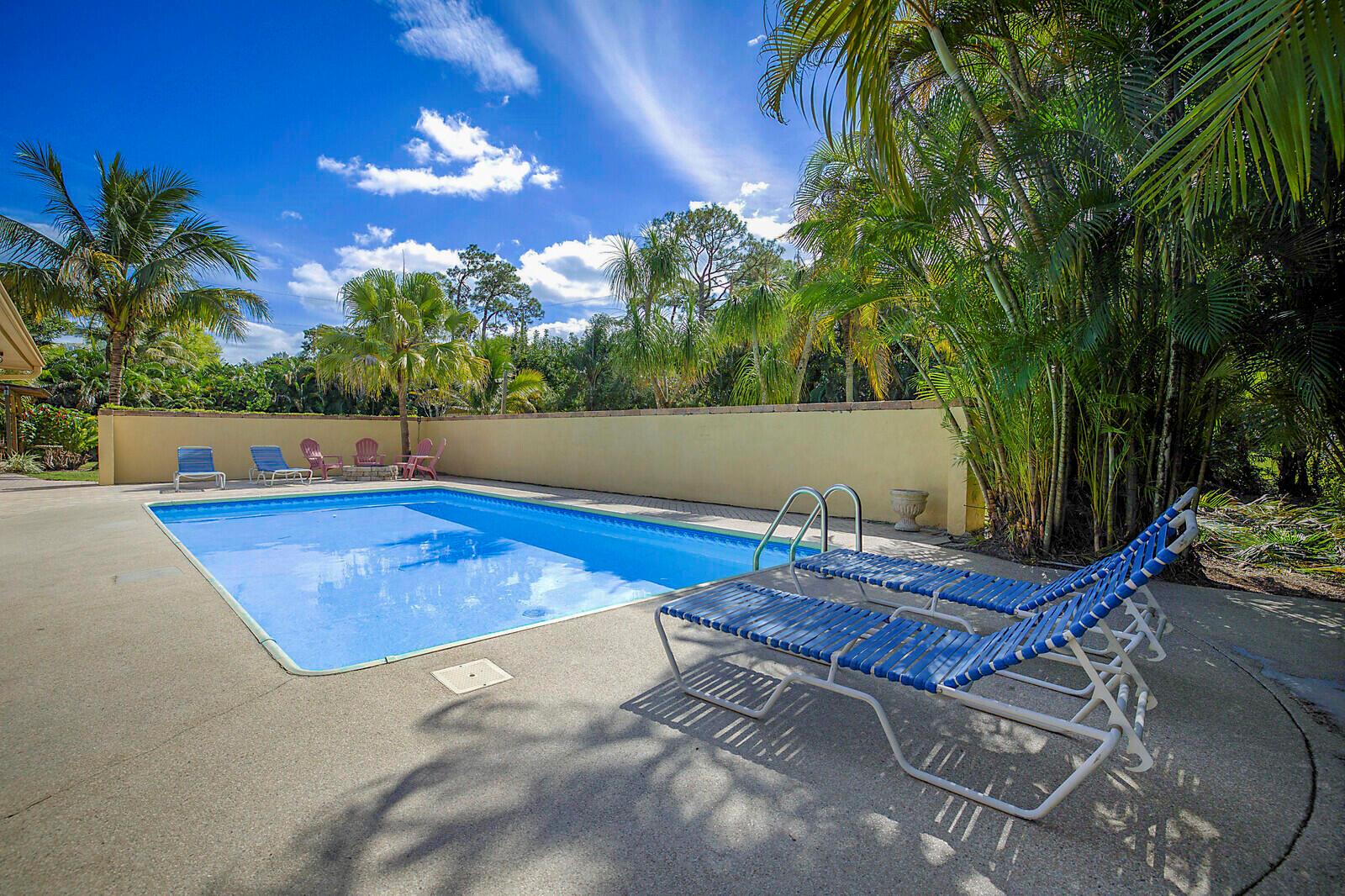 LOXAHATCHEE GROVES IN - Residential Lease