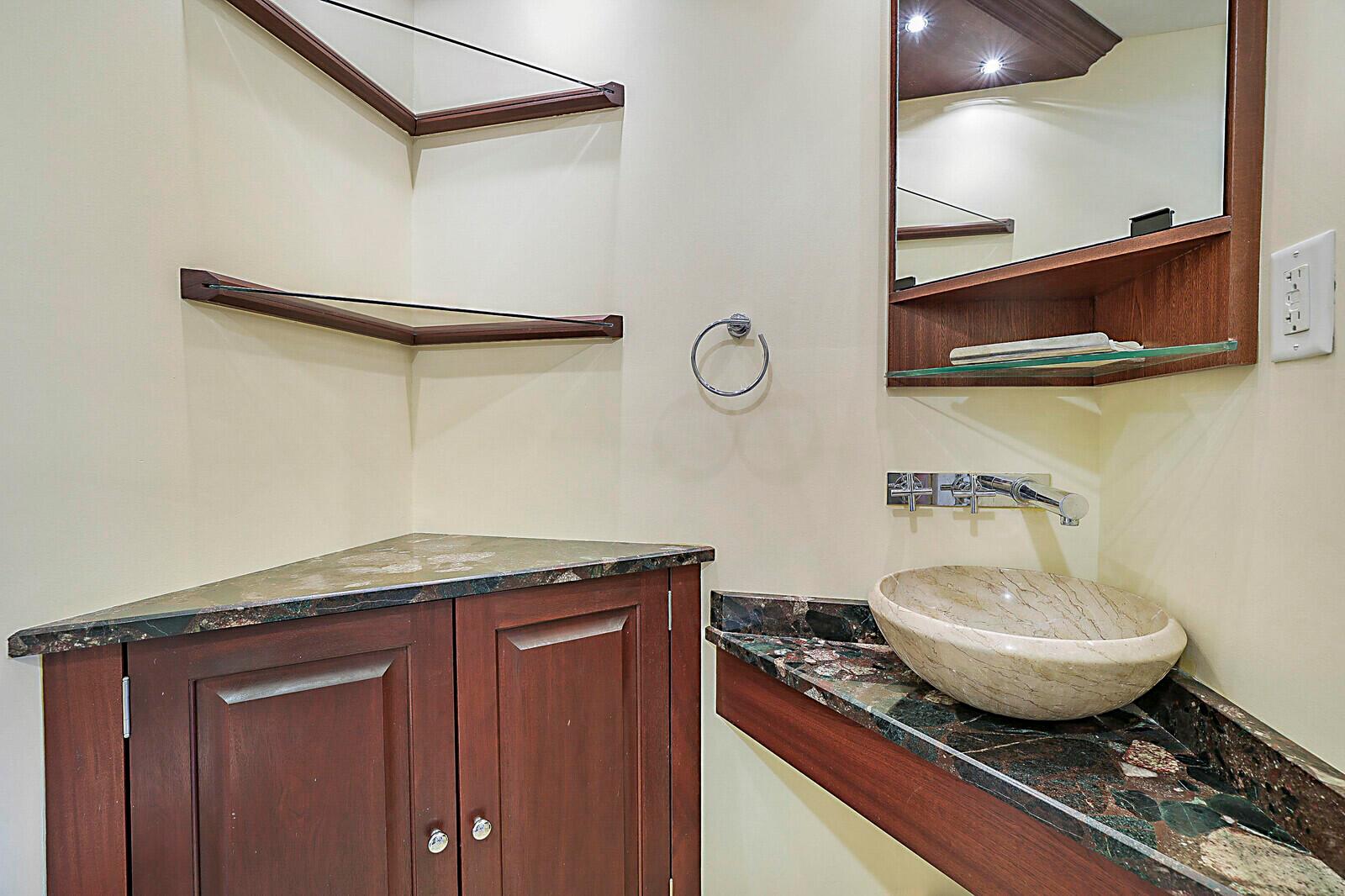 LOXAHATCHEE GROVES IN - Residential Lease