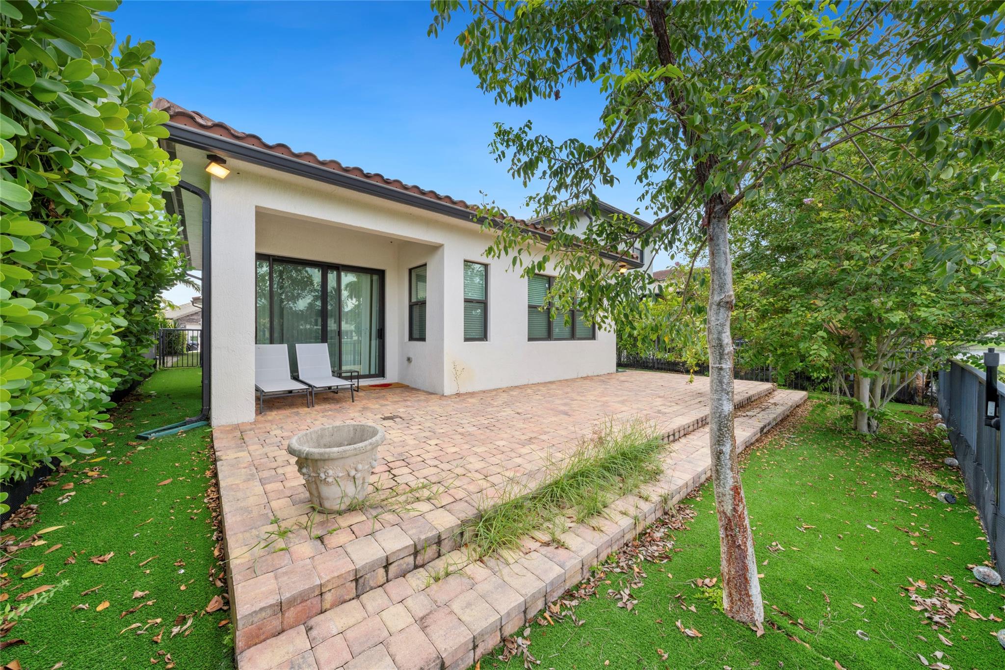 Pembroke Lakes South 119- - Residential Lease