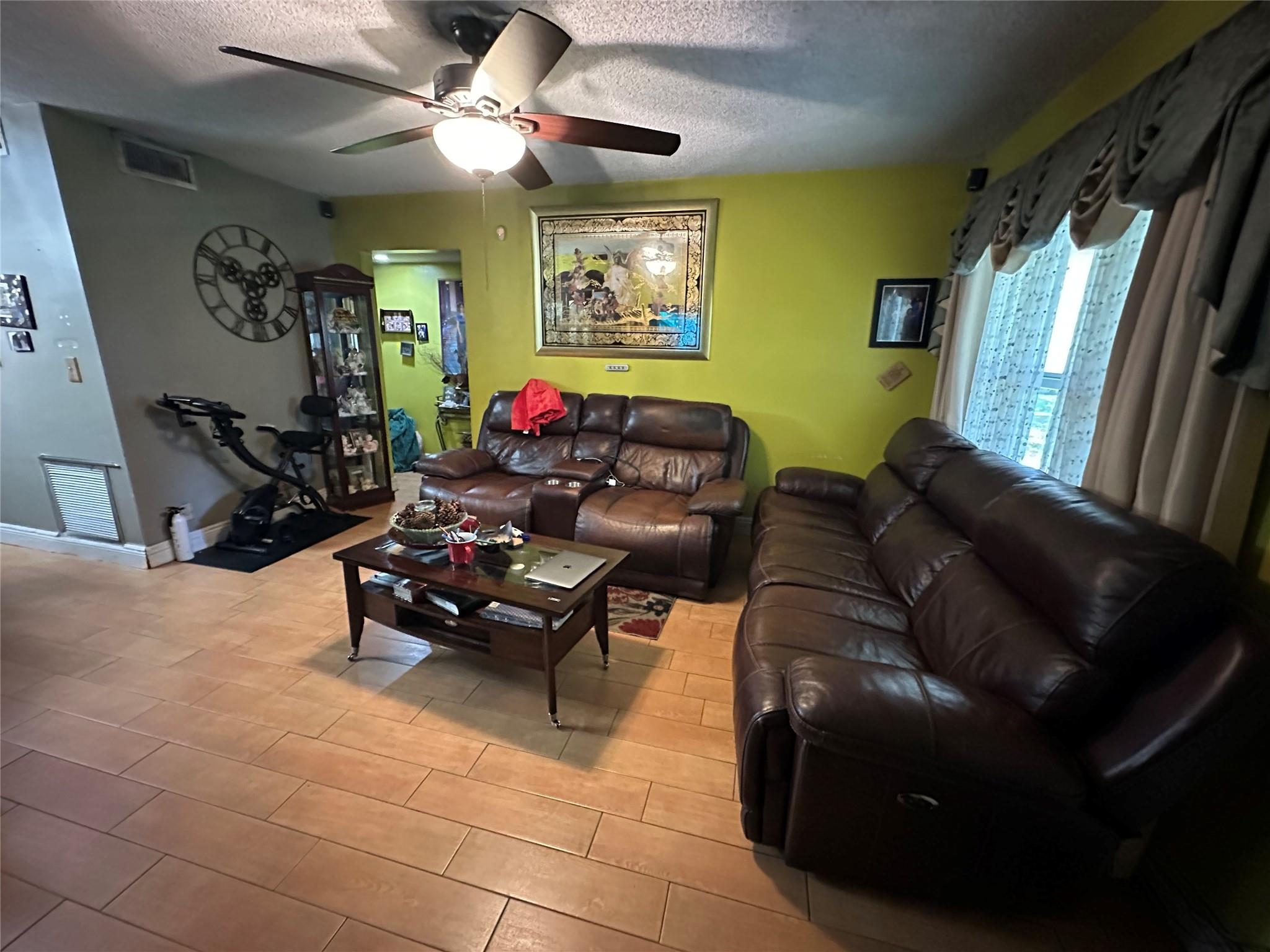 LAKESIDE CONDO - Residential