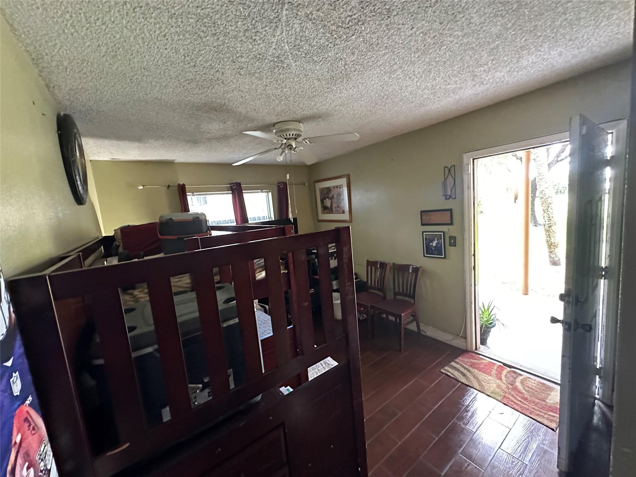 LAKESIDE CONDO - Residential