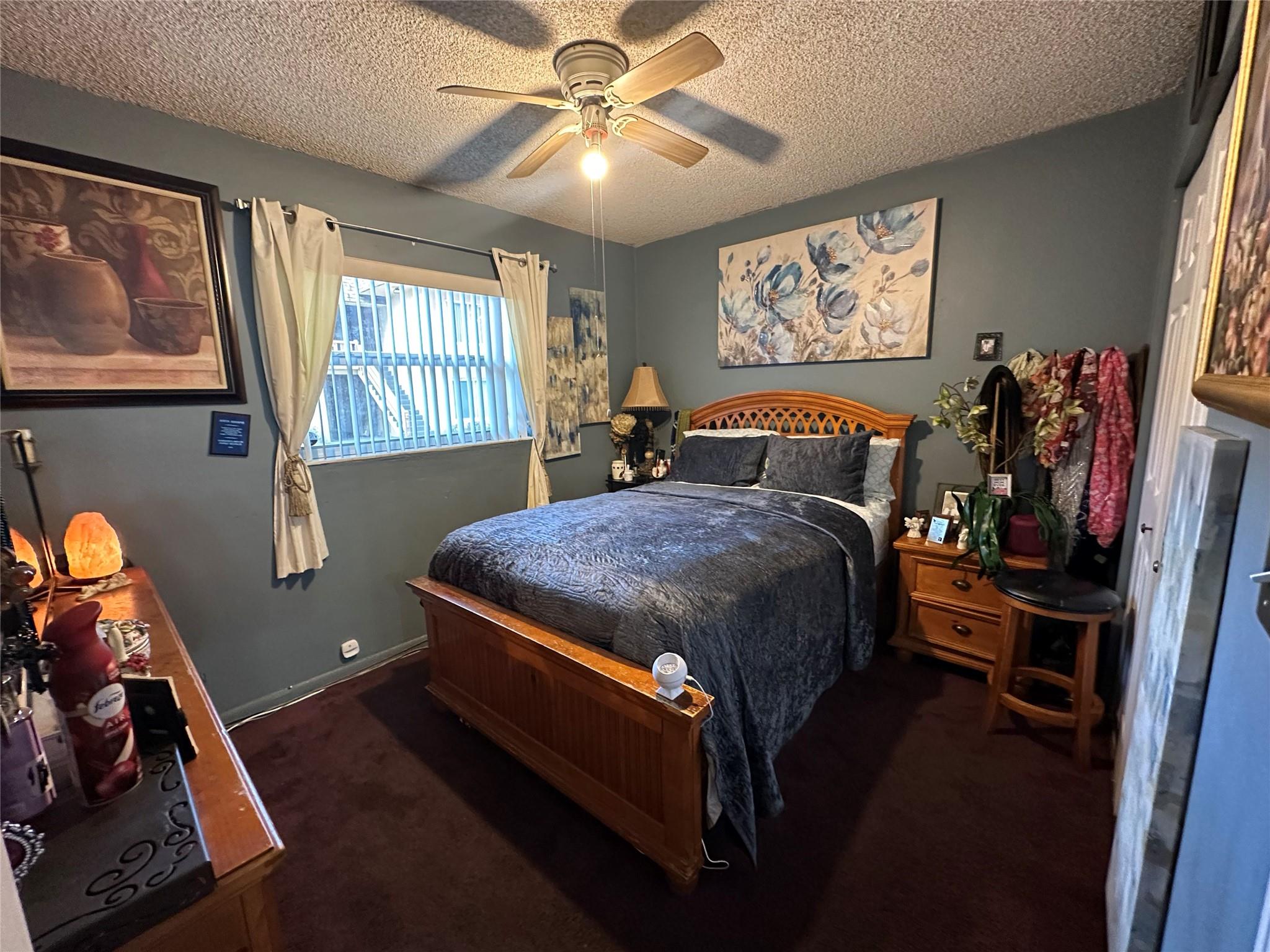 LAKESIDE CONDO - Residential