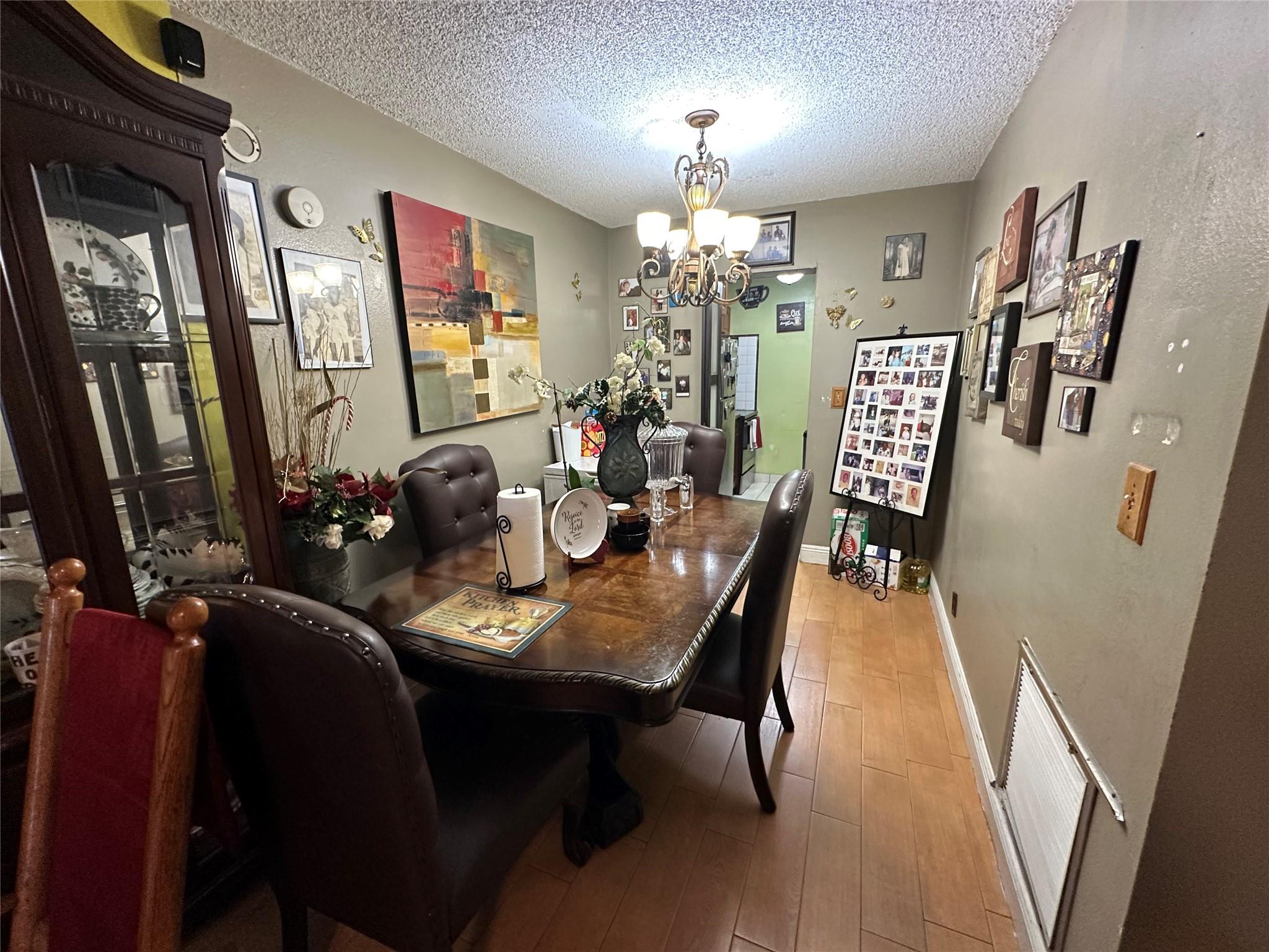 LAKESIDE CONDO - Residential