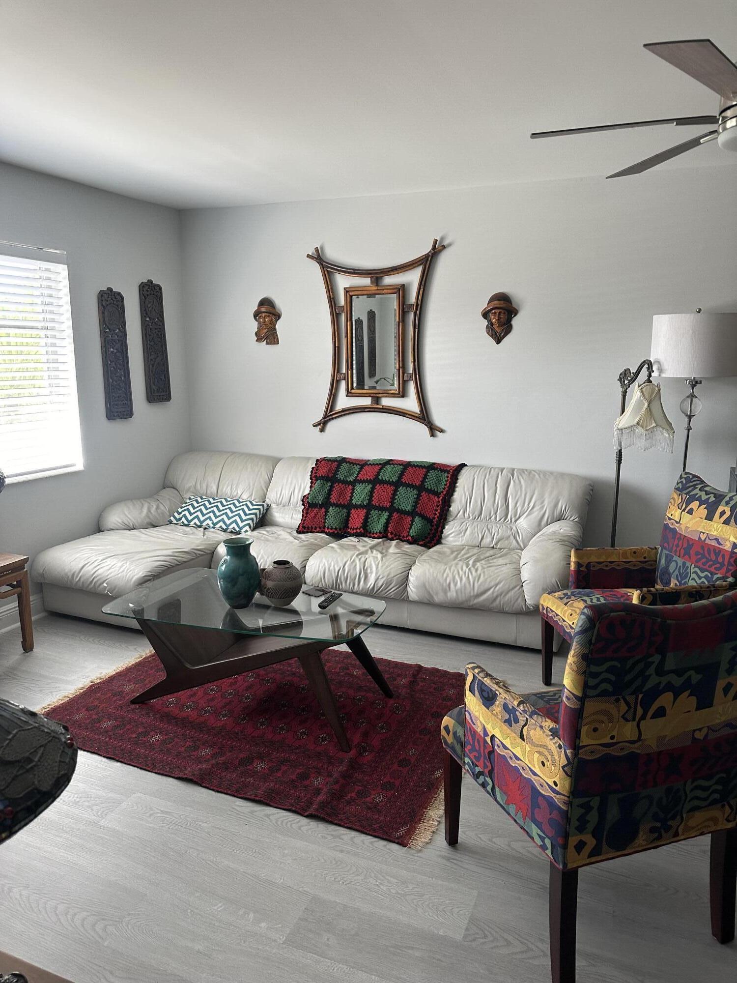 119 NE 19th Court 209g