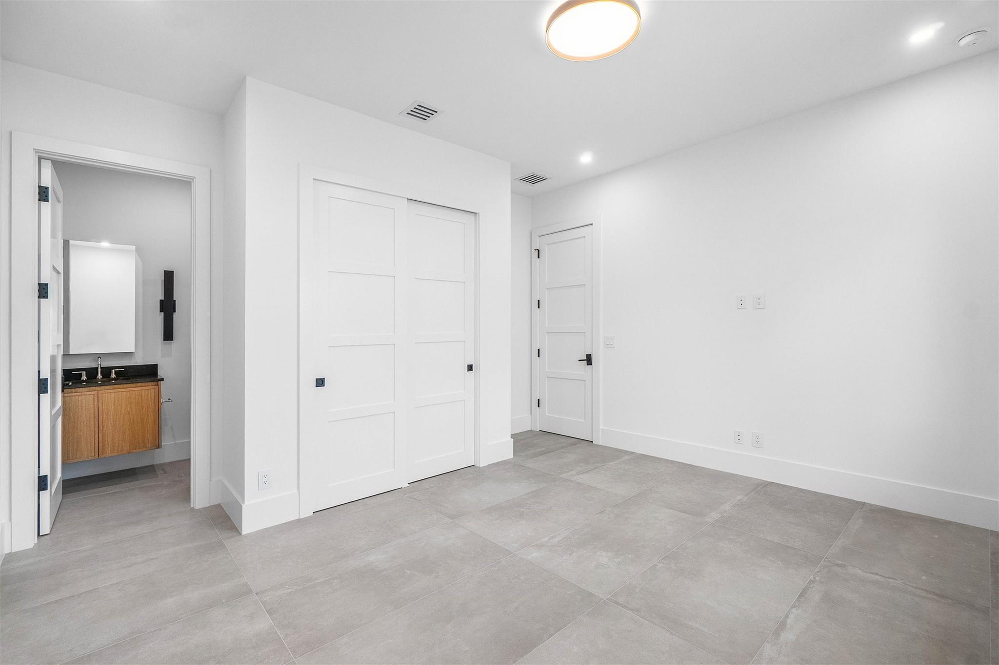 GARDEN ISLES - Residential