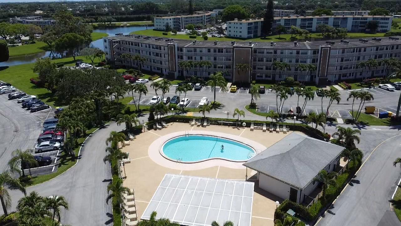 GUILDFORD AT CENTURY VILLAGE CONDO - Residential