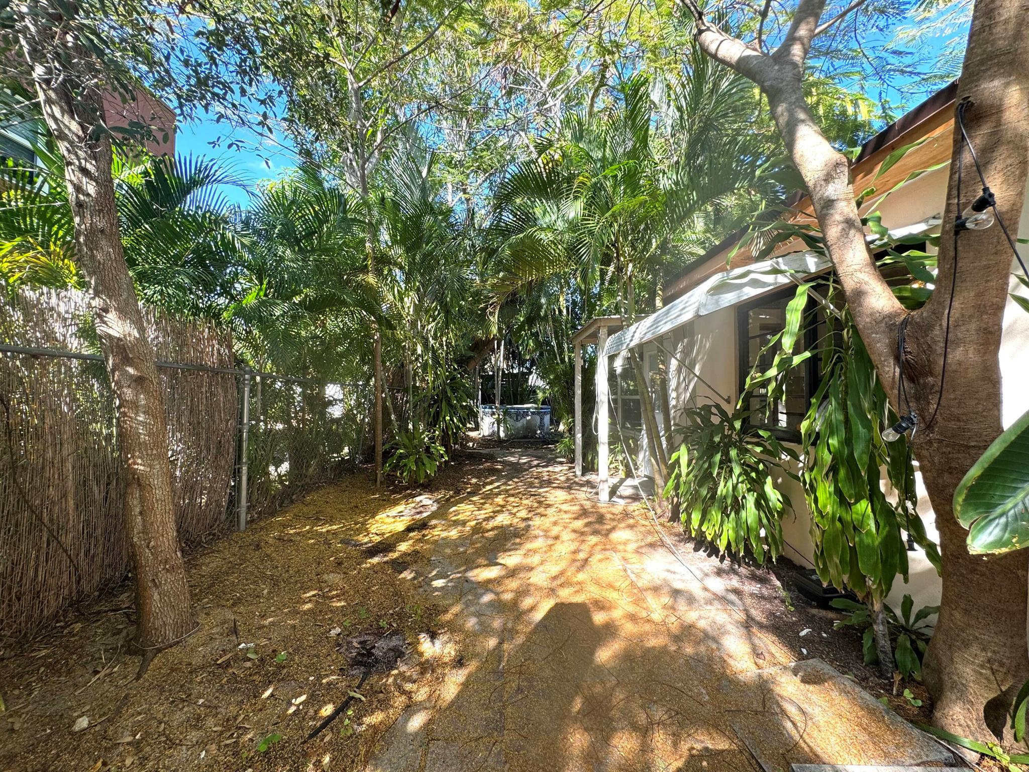 FLAMINGO PARK - Residential