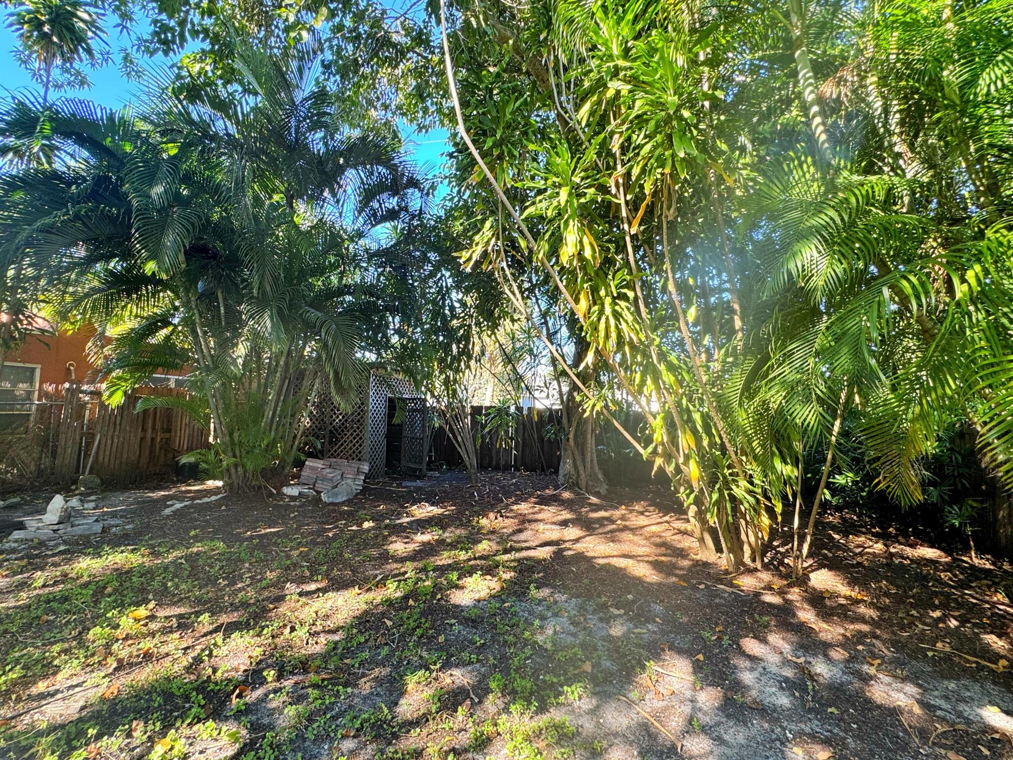 FLAMINGO PARK - Residential