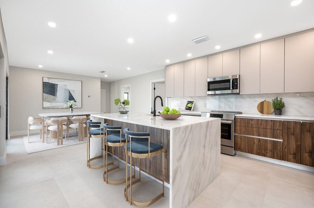 Photo of 1182 SW 7th Street, Boca Raton, FL 33486 (MLS # R11101293)