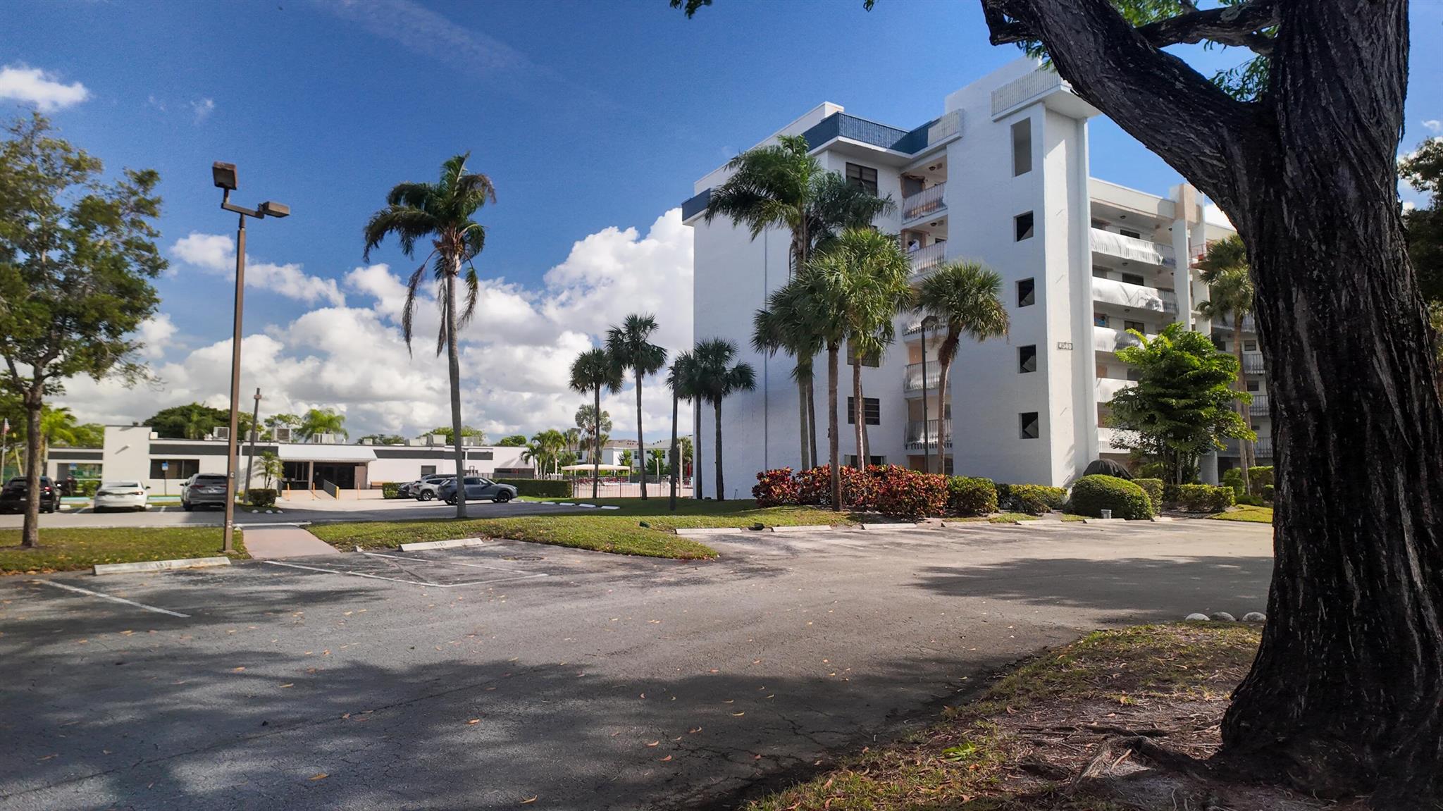 SUNRISE OF PALM BEACH CON - Residential Lease