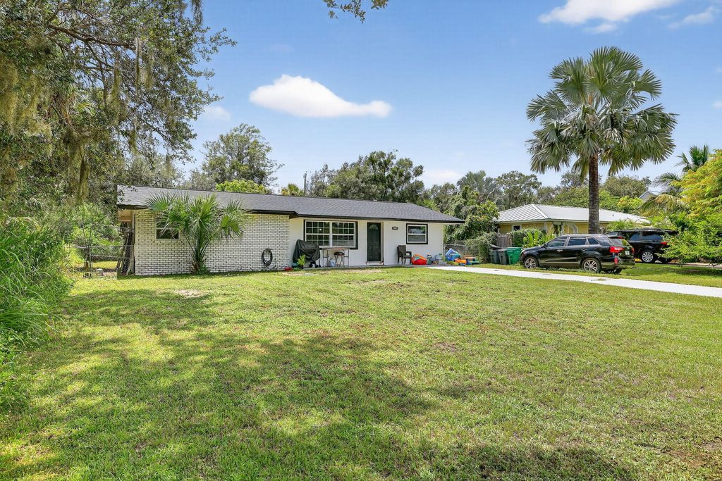Photo of 7905 Penny Lane, Fort Pierce, FL 34951 (MLS # R11121572)