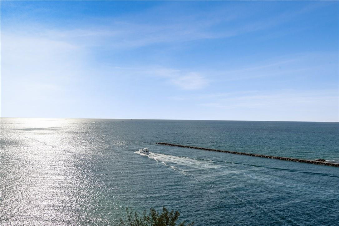 SKY HARBOUR EAST - Residential