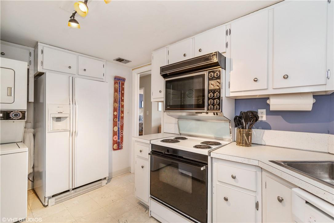 SKY HARBOUR EAST - Residential