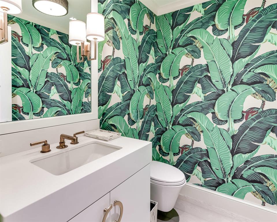 DUNSTER HOUSE CONDO - Residential