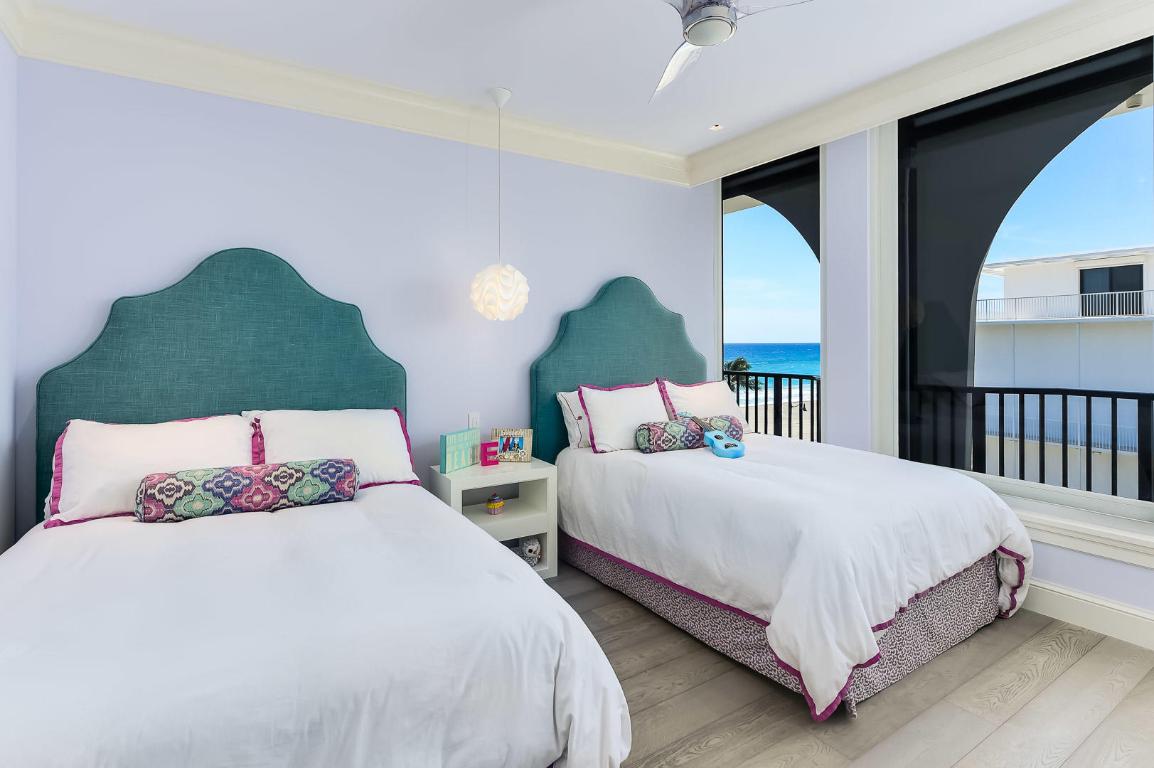 DUNSTER HOUSE CONDO - Residential