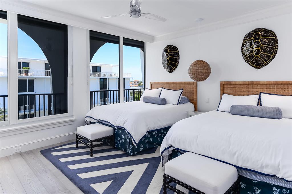 DUNSTER HOUSE CONDO - Residential