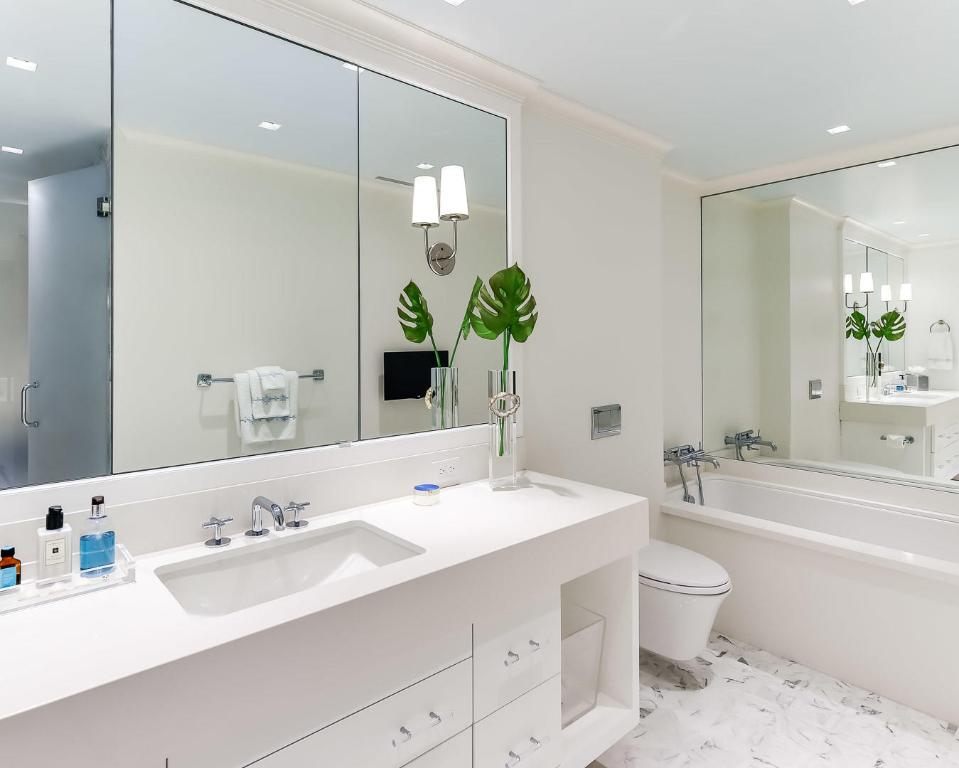 DUNSTER HOUSE CONDO - Residential