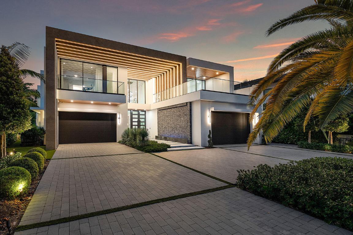 217 Thatch Palm Drive