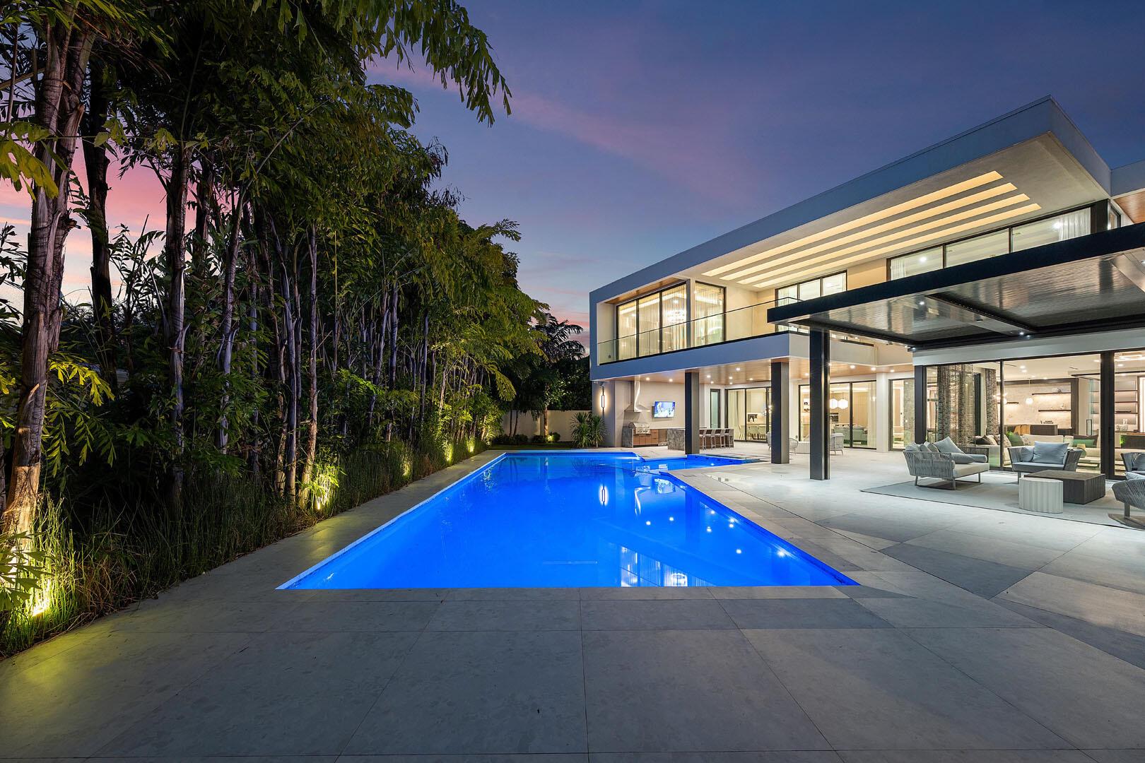 ROYAL PALM YACHT & COUNTR - Residential
