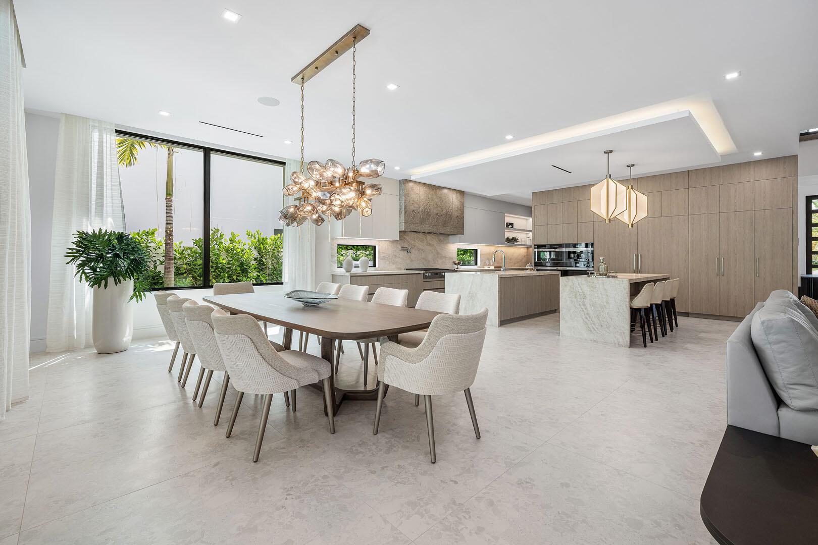 ROYAL PALM YACHT & COUNTR - Residential