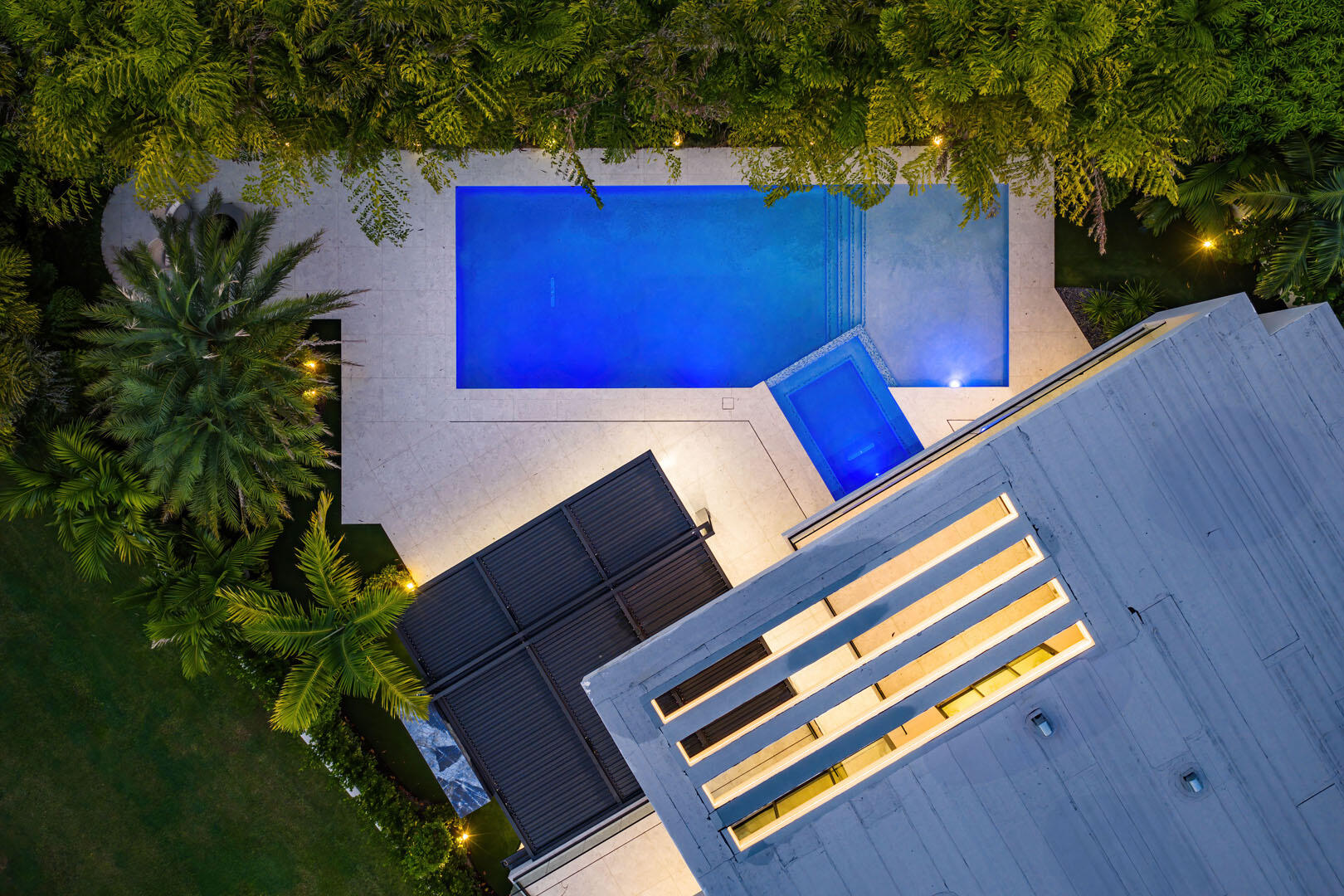 ROYAL PALM YACHT & COUNTRY CLUB - Residential