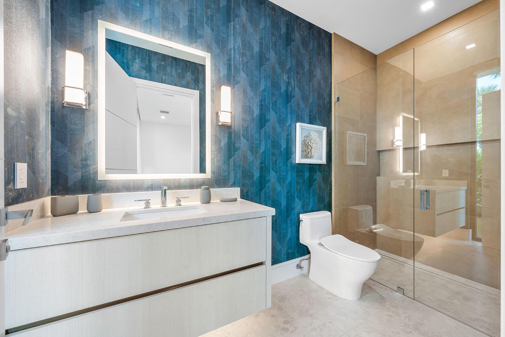 ROYAL PALM YACHT & COUNTR - Residential