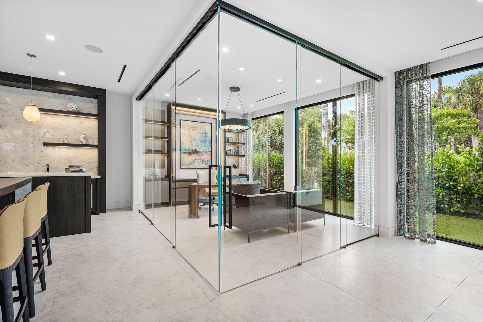 ROYAL PALM YACHT & COUNTRY CLUB - Residential