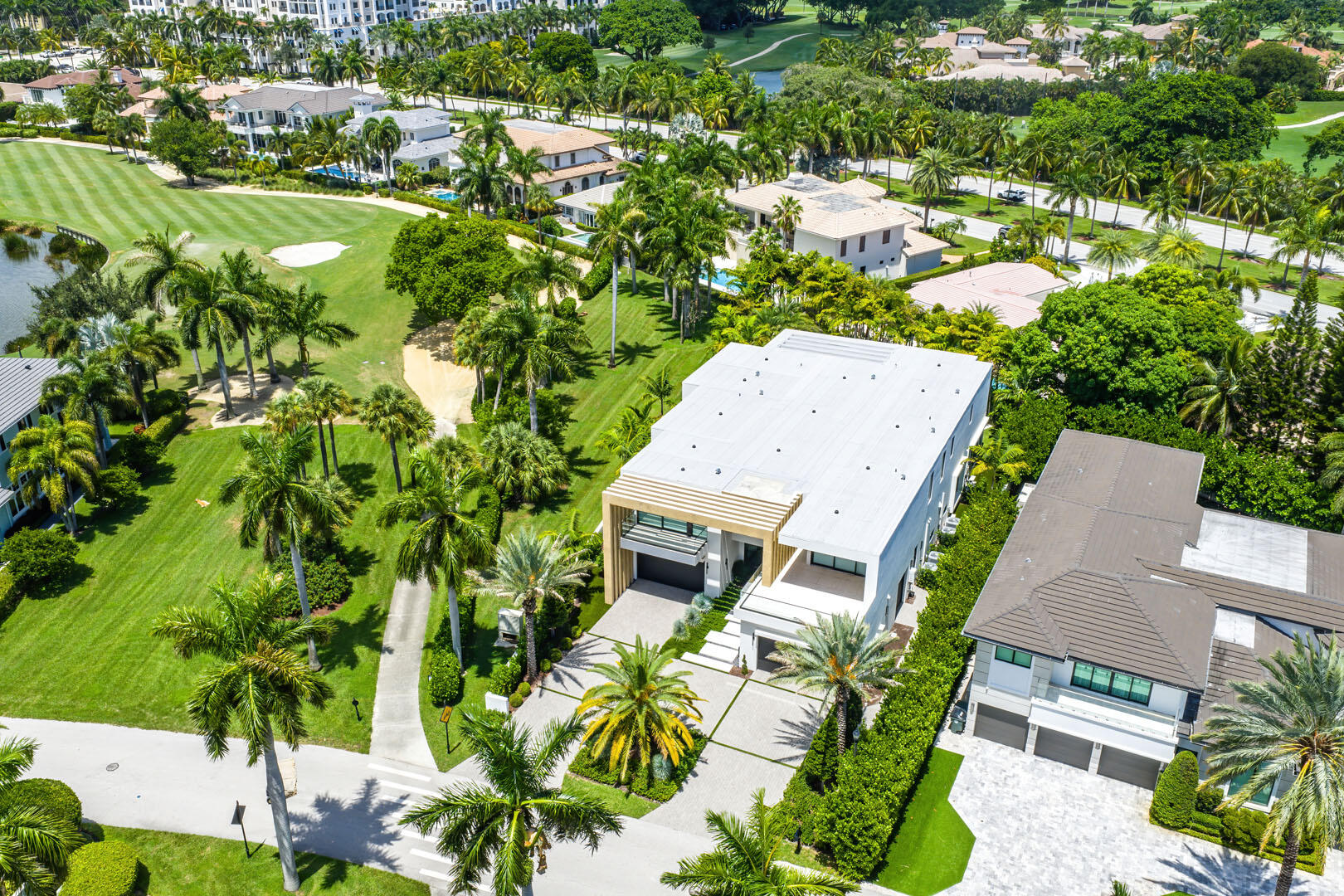 ROYAL PALM YACHT & COUNTRY CLUB - Residential