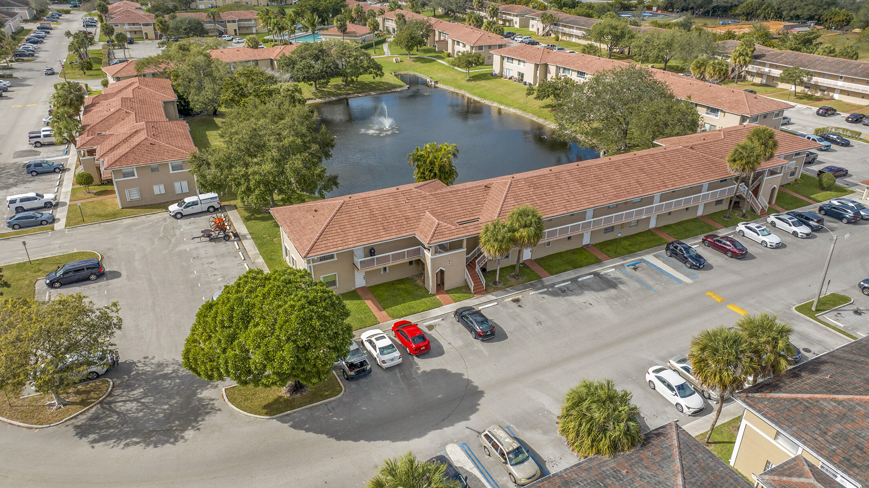 LAKEWOOD VILLAGE - Residential Lease