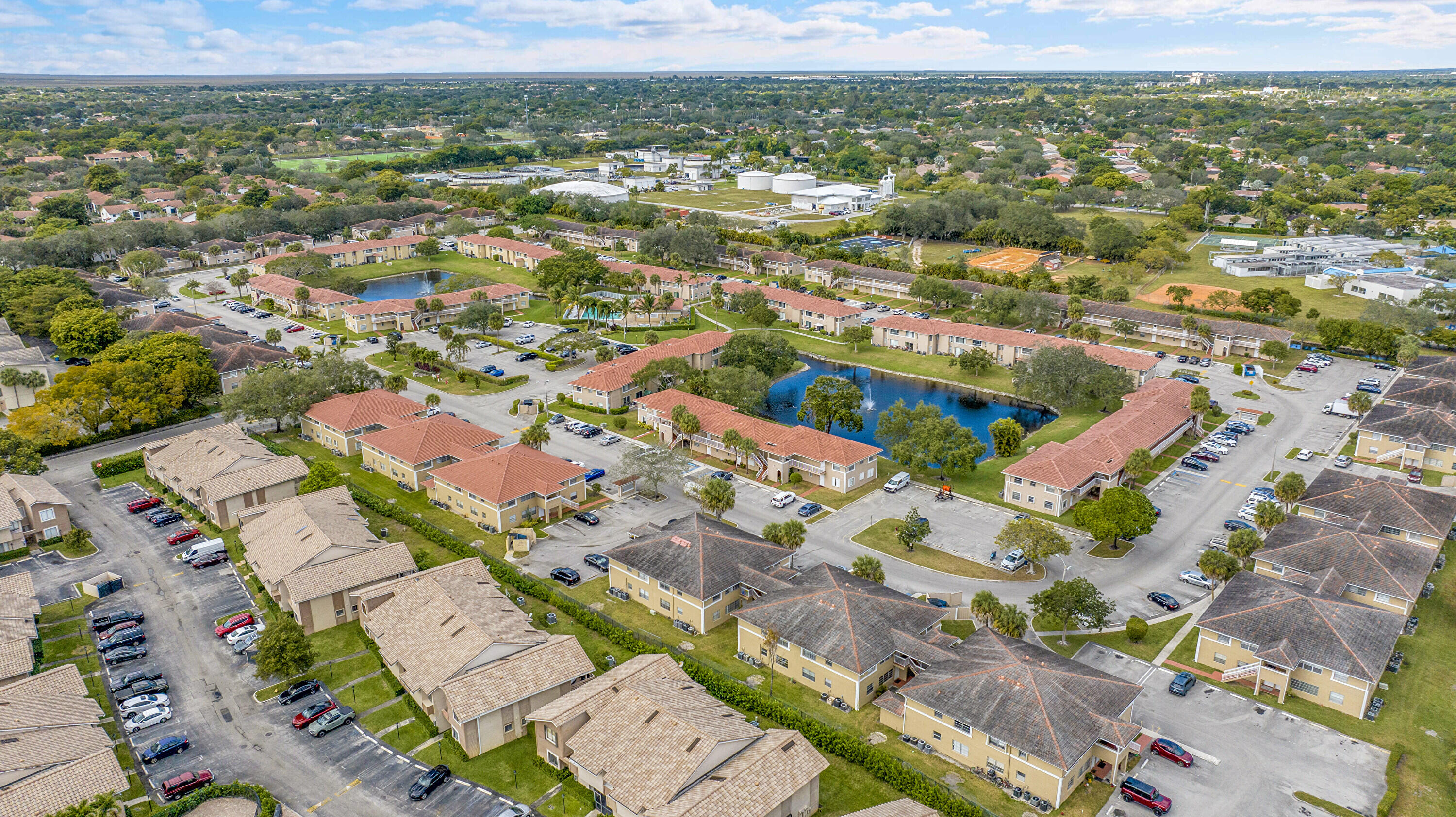 LAKEWOOD VILLAGE - Residential Lease