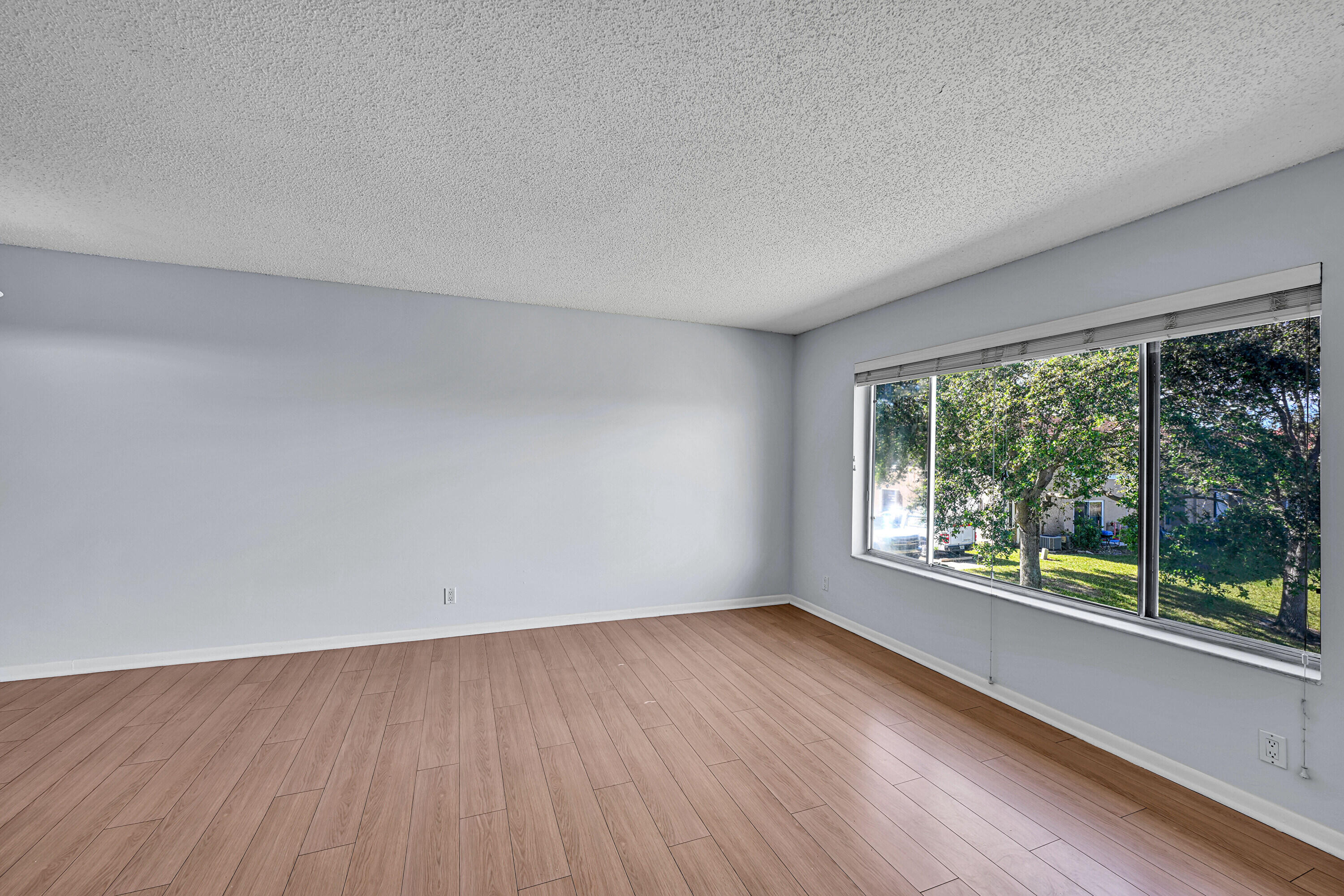 LAKEWOOD VILLAGE - Residential Lease