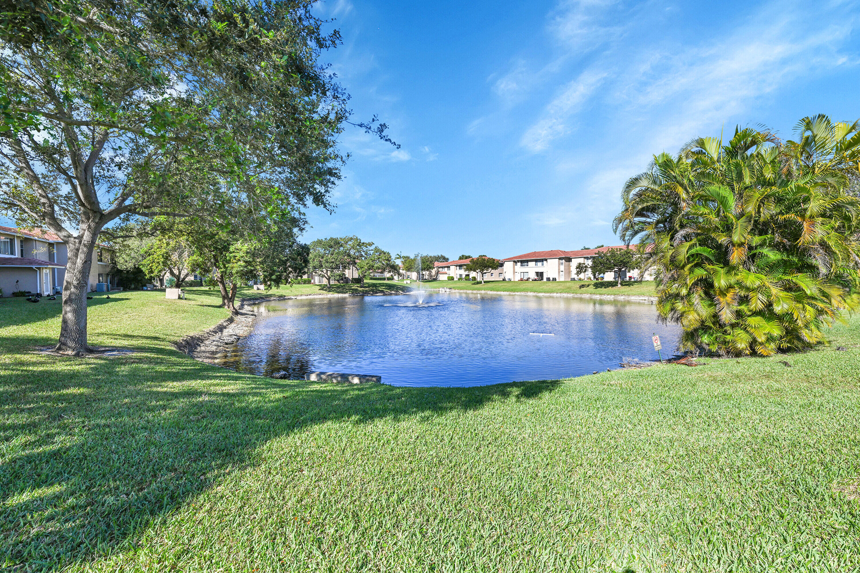 LAKEWOOD VILLAGE - Residential Lease