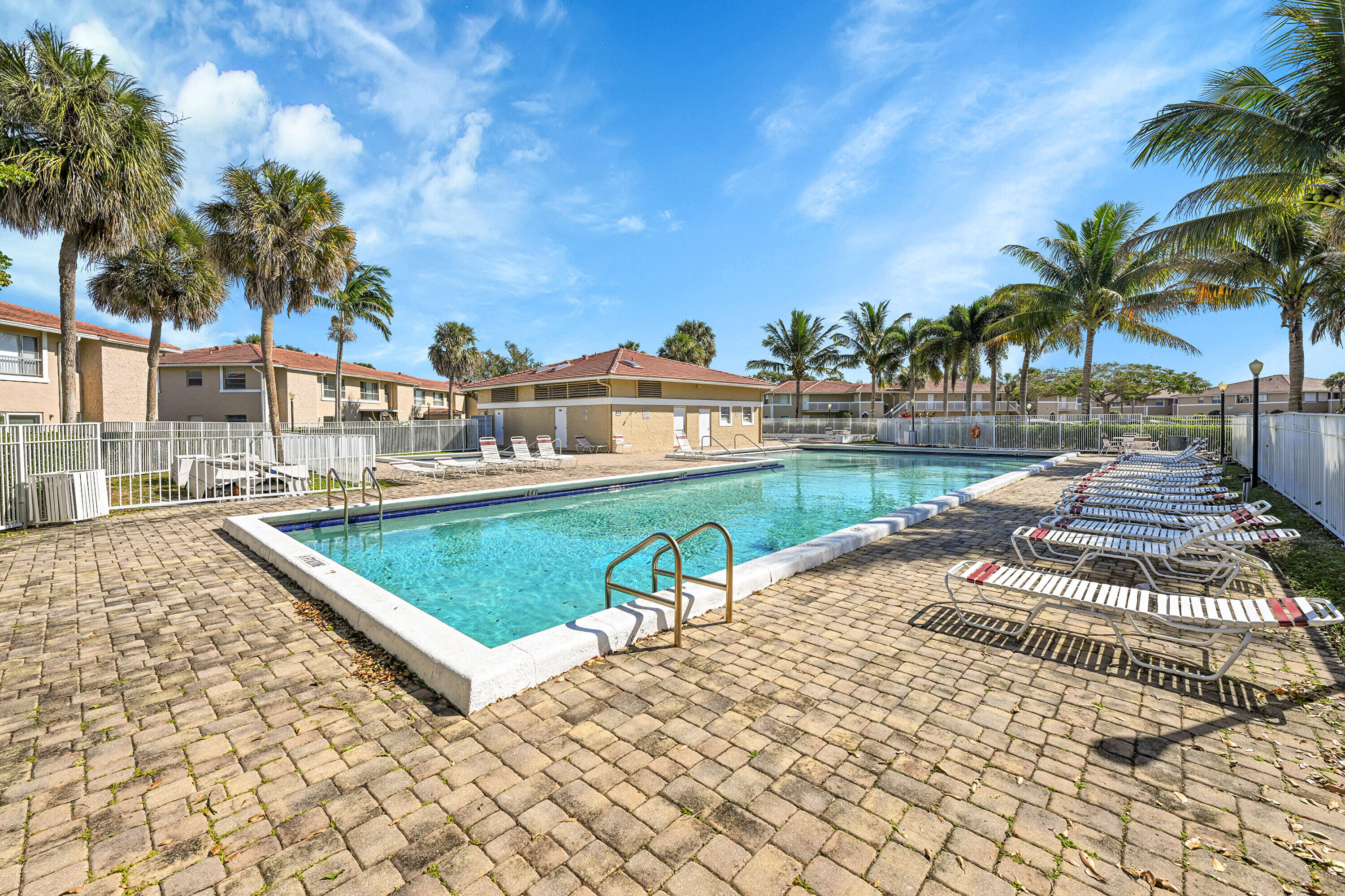 LAKEWOOD VILLAGE - Residential Lease