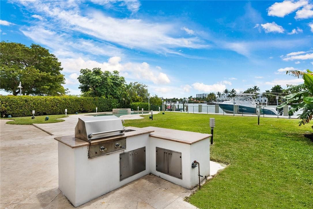 Hollywood Lakes Sec 1-32 - Residential